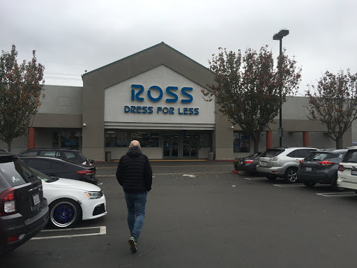 Clothing Store «Ross Dress for Less», reviews and photos, 628 Palomar St, Chula Vista, CA 91911, USA