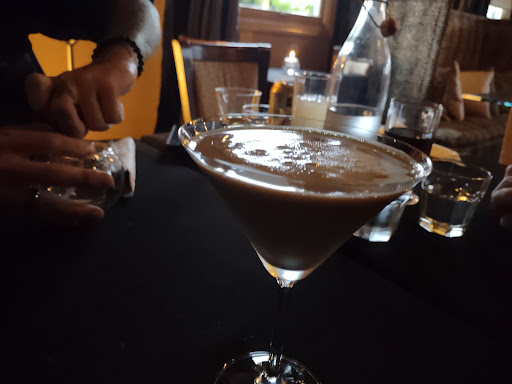 Wine Store «Regency Wine Sellers», reviews and photos, 115 Ghent Rd, Fairlawn, OH 44333, USA