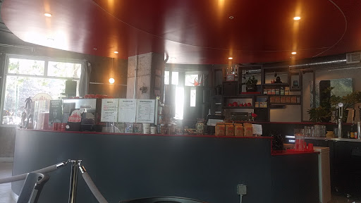 Department Store «Nordstrom Rack East Bay Bridge Shopping Center», reviews and photos, 3839 Emery St, Emeryville, CA 94608, USA