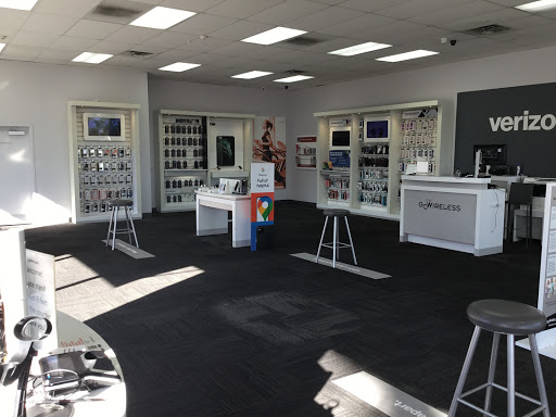 Cell Phone Store «GoWireless Verizon Authorized Retailer», reviews and photos, 3811 E Foothill Blvd, Pasadena, CA 91107, USA
