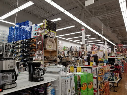 Shopping Mall «Decatur Mall», reviews and photos, 1801 Beltline Rd SW, Decatur, AL 35601, USA