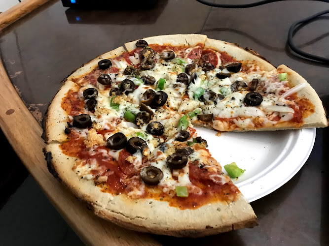 #1 best pizza place in Eureka - The Madrone - Brick Fire Pizza and Taphouse