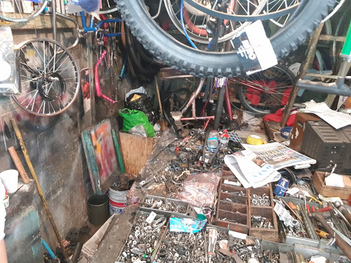 Reparacion De Bicicletas Local 13