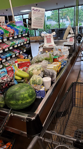 Produce Market «Valli Produce», reviews and photos, 850 Roselle Rd, Hoffman Estates, IL 60169, USA