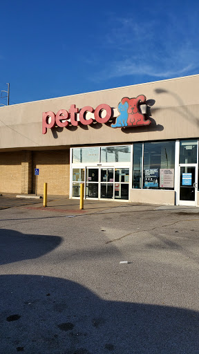 Petco Animal Supplies, 7110 Dodge St, Omaha, NE 68132, USA, 