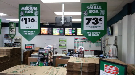 Truck Rental Agency «U-Haul Moving & Storage», reviews and photos, 911 W Gate City Blvd, Greensboro, NC 27403, USA