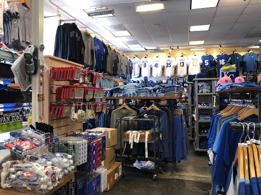 Sportswear Store «Kansas Sampler/Rally House Mission», reviews and photos, 6858 Johnson Dr, Mission, KS 66202, USA