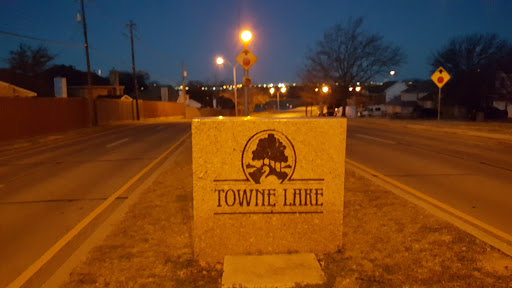 Park «Towne Lake Park», reviews and photos, 800 Esters Rd, Irving, TX 75061, USA