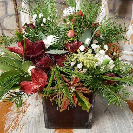 Florist «Carrolls Florist of Beverly», reviews and photos, 385 Cabot St, Beverly, MA 01915, USA