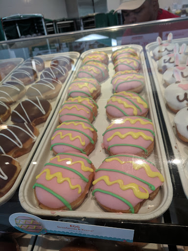 Bakery «Krispy Kreme Doughnuts», reviews and photos, 6210 E Lake Sammamish Pkwy SE, Issaquah, WA 98029, USA