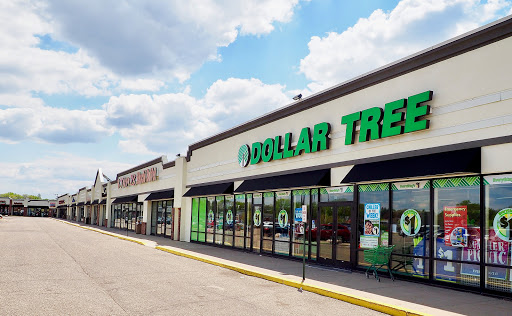 Shopping Mall «Signal Hills Shopping Center», reviews and photos, 1225 S Robert St, West St Paul, MN 55118, USA