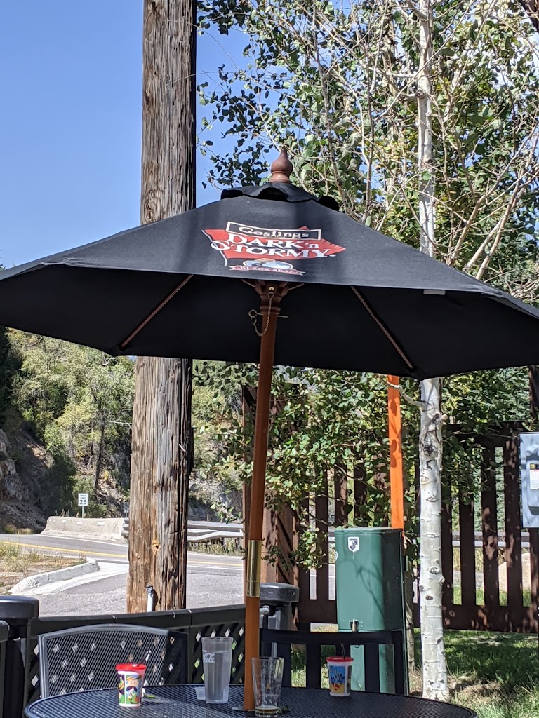 Magustos Pizza & Burger Pub 81645