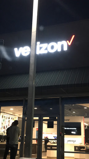 Cell Phone Store «Verizon», reviews and photos, 5095 Kipling St #130, Wheat Ridge, CO 80033, USA
