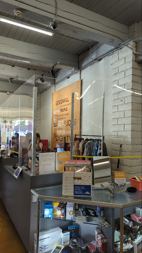 Thrift Store «Goodwill Store», reviews and photos, 23740 El Toro Rd e, Lake Forest, CA 92630, USA