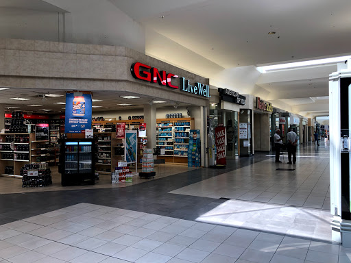 Shopping Mall «Golf Mill Shopping Center», reviews and photos, 239 Golf mill Center, Niles, IL 60714, USA