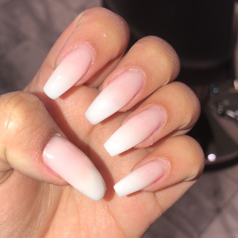 Lil Ly's Nails Midtown