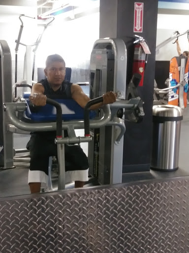 Health Club «Crunch - Richmond Hill», reviews and photos, 115-2 Jamaica Ave, Queens, NY 11418, USA