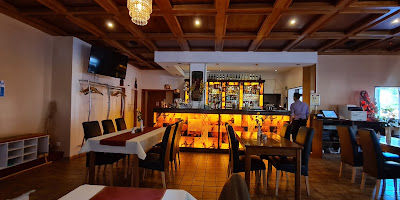 Indish Restaurant & Café Cocktail Bar