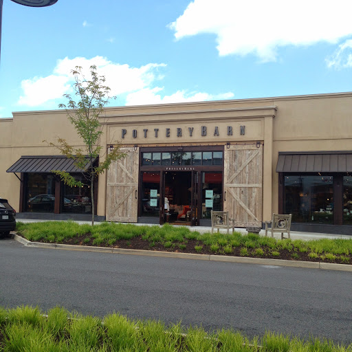 Shopping Mall «The Shops at Stonefield», reviews and photos, 2100 Hydraulic Rd, Charlottesville, VA 22901, USA