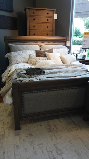 Furniture Store «Ashley HomeStore», reviews and photos, 26222 Golden Maple Loop, Wesley Chapel, FL 33544, USA