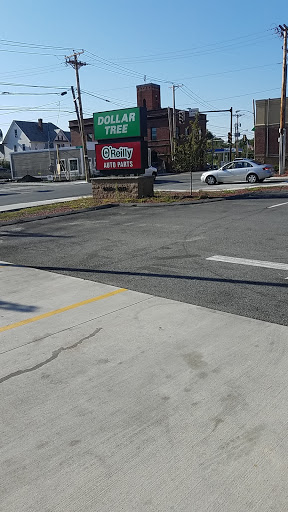 Dollar Store «Dollar Tree», reviews and photos, 169 Newhall St, Lowell, MA 01852, USA