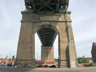 Jacques Cartier Bridge