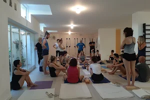יוגה רמה - איינגר - תל אביב | Yoga Rama - Iyenger - Tel Aviv image