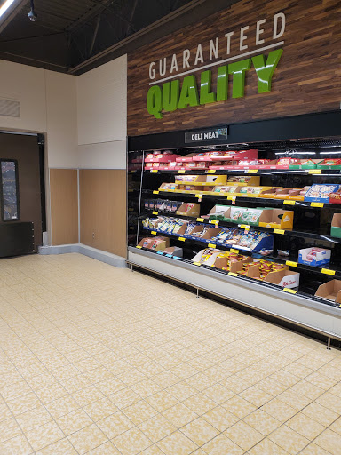 Supermarket «ALDI», reviews and photos, 2931 Fort St, Wyandotte, MI 48192, USA
