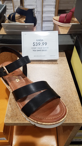 Shoe Store «DSW Designer Shoe Warehouse», reviews and photos, 9880 W Broad St, Glen Allen, VA 23060, USA