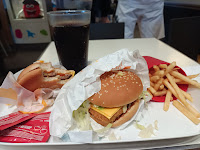 Cheeseburger du Restaurant McDonald's Épinal - Jeuxey - n°1