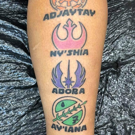 Tattoo Shop «Electric Chair Tattoo & Piercing», reviews and photos, 8722 Richmond Ave, Houston, TX 77063, USA