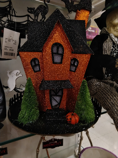 Department Store «T.J. Maxx», reviews and photos, 68 Frontage Rd, East Haven, CT 06512, USA