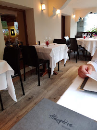 Atmosphère du Restaurant de fondues Le Monchu Restaurant Savoyard à Chamonix à Chamonix-Mont-Blanc - n°15