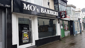 Mo's Barbers Unisex