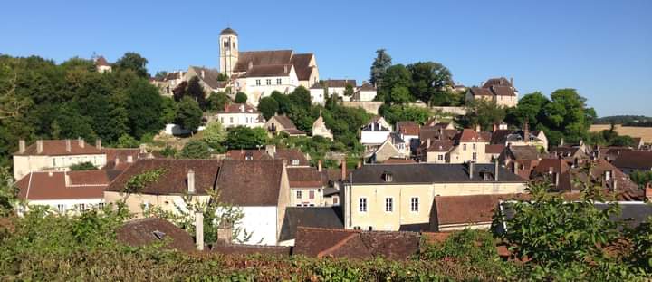Holiday Home Burgundy à Châtel-Censoir (Yonne 89)