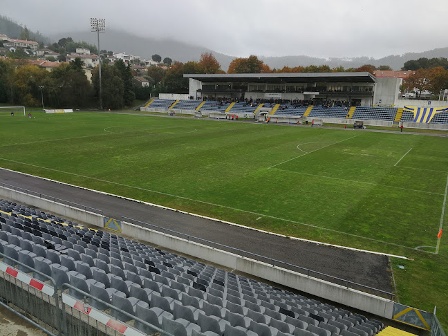 Avaliações doEstádio Municipal de Arouca em Arouca - Campo de futebol