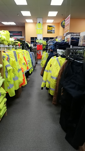 Clothing Store «G&L Clothing», reviews and photos, 1801 Ingersoll Ave, Des Moines, IA 50309, USA