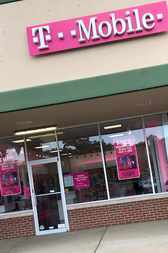 Cell Phone Store «T-Mobile», reviews and photos, 202 S Washington St, Oxford, MI 48371, USA