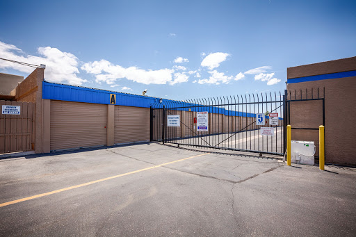 Self-Storage Facility «US Storage Centers», reviews and photos, 9304 N 43rd Ave, Glendale, AZ 85302, USA