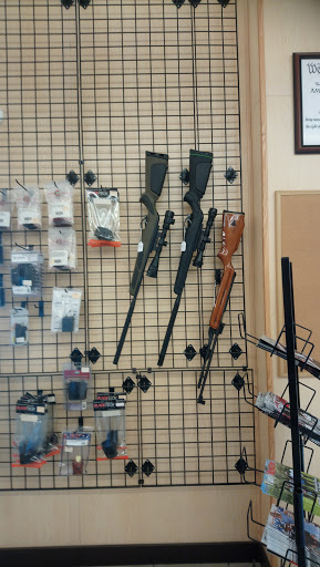 Gun Shop «Pro Arms», reviews and photos, 1703 Ohio Ave N, Live Oak, FL 32064, USA