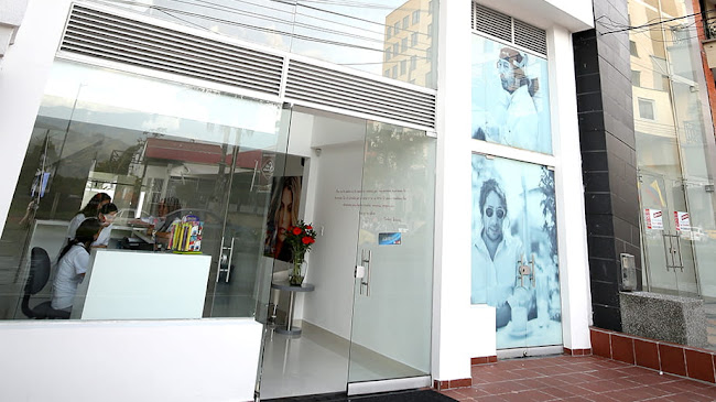 Opinii despre Odontología de MARLON BECERRA Armenia în Armenia - Dentista