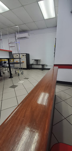Laundromat «Gilbert Coinless Laundry», reviews and photos, 334 N Gilbert Rd, Mesa, AZ 85203, USA