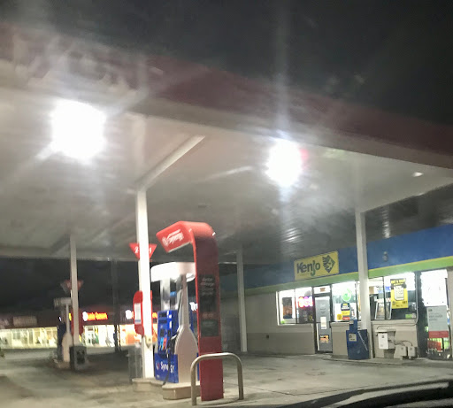 Convenience Store «One-Stop Convenience Store», reviews and photos, 1912 S Roan St, Johnson City, TN 37601, USA