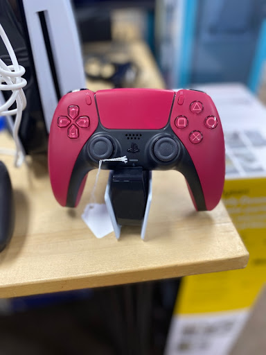 Pawn Shop «Wizebuys PawnBrokers Outlet», reviews and photos, 2928 E Highland Rd, Highland Charter Twp, MI 48356, USA