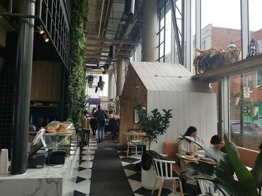 Ginkgo Café & Bar