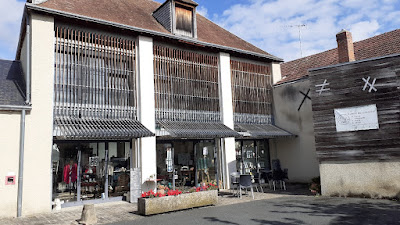 R.I.V.A Concept Store and Café La Châtre à La Châtre