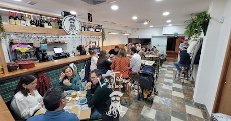 La Taberna del Loco - C. Saenz Laguna, 15, 11201 Algeciras, Cádiz, Spain