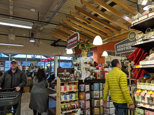 Grocery Store «Whole Foods Market», reviews and photos, 413 Centre St, Jamaica Plain, MA 02130, USA