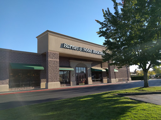 Book Store «Barnes & Noble», reviews and photos, 7700 NE 4th Plain Blvd Vancouver Plaza, Vancouver, WA 98662, USA