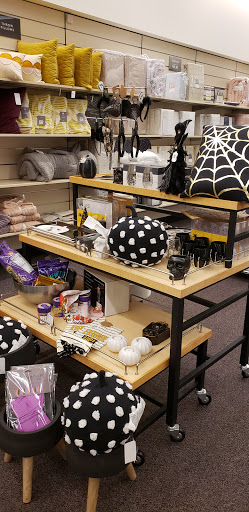 Department Store «Nordstrom Rack Tanasbourne Town Center», reviews and photos, 18100 NW Evergreen Pkwy, Beaverton, OR 97006, USA